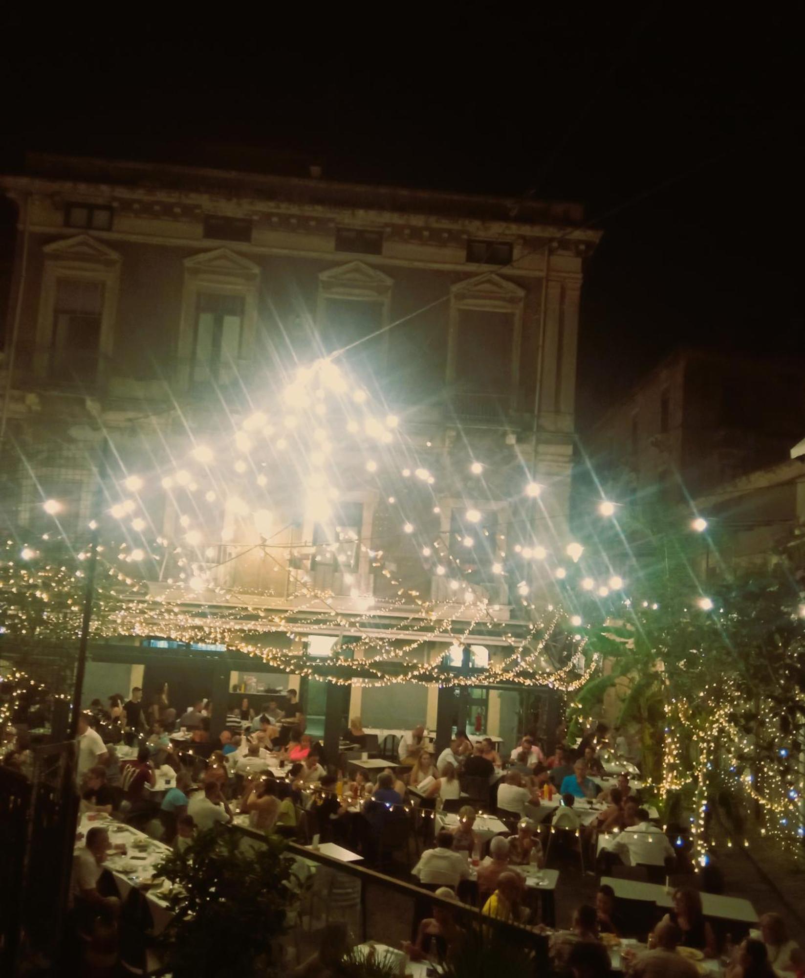 Fikus Apt Relax Castello Ursino Catânia Exterior foto